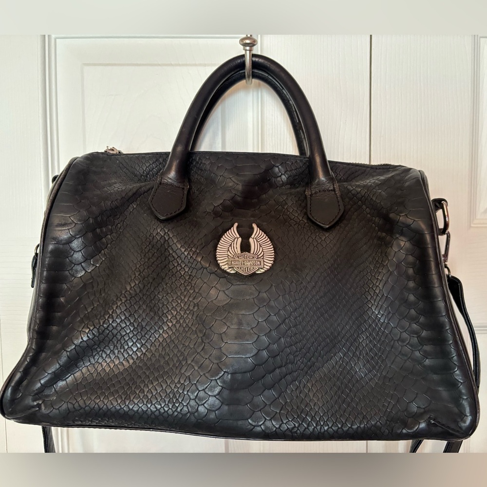 Women’s Harley-Davidson Leather Crossbody Handbag